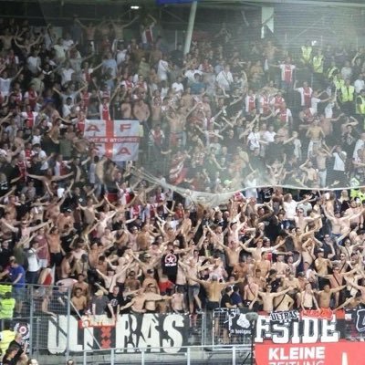 Ajax | Groundhop | @roybouten | ⚽️ 1.144 | 🌍41 | 🏟361 |🇳🇱115 | 🏴🇩🇪50 | 🇧🇪39 | 🇫🇷13 | 🇪🇸10 |🇮🇹9 | 🏴8| 🇦🇷7 |