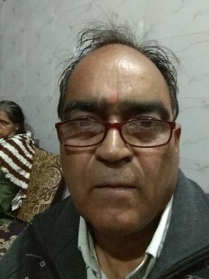 moti_pandita's profile picture. Self served