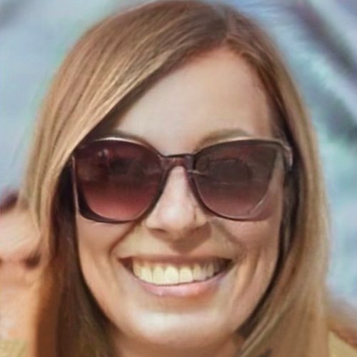 Marketing Manager at @easypdfcom. Writer ✍ - Creator 🧙♀️ - Thinker 💡. Burrito lover 🌮