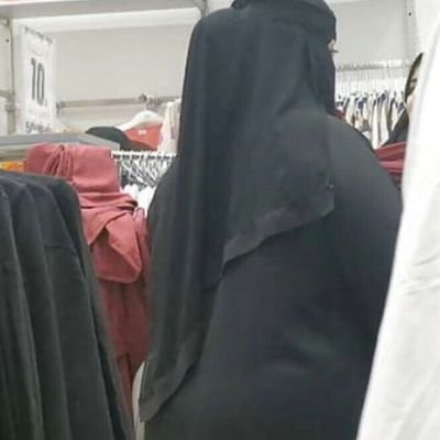 اعمل في الجمعيه الخاصه لحقوق المراه المنقبه
