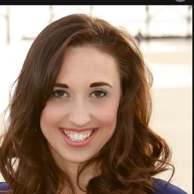 Wealth of knowledge w/ a love of sharing. Writer|Wife|Mom of 6.Hater of hard pants. Lover of therapy & the dentist. Clear eyes,full hearts.Can’t lose.