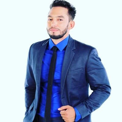 Leonardopereztv's profile picture. Empujando la Falange! 
SUSCRIBETE  ⬇️ Click