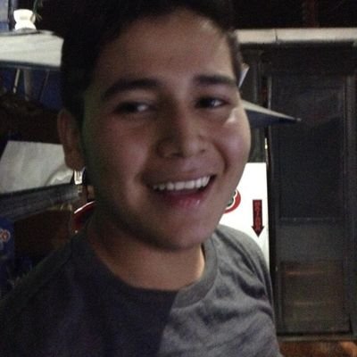 Francis81965787's profile picture. Que importanta lo que diga la gente de mi, si la que me mantiene es mi mamá, no ellos. Solo vengo a ver memes.

Es Twitter, alivianate loco...