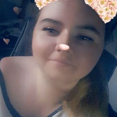 i'm juste a normal People.
snapchat/instagram/Facebook : melodie Thierry