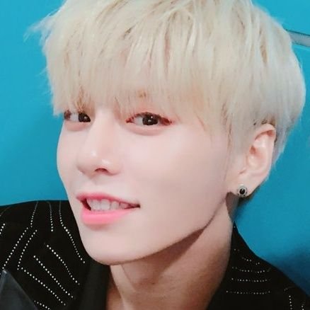 상균이를 사랑하는 병, 상사병 #LOVESICK
#상균 #김상균 #KIMSANGGYUN💕 #JBJ95