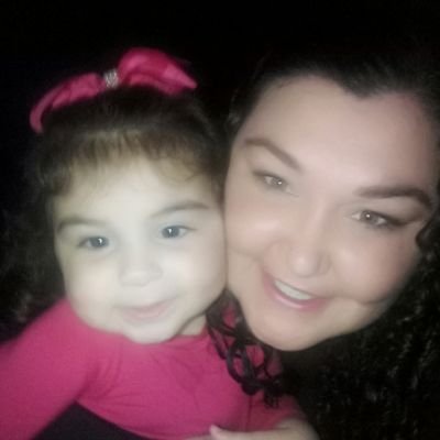 luzinhaschiell's profile picture. Evangélica, casada com o Eduardo e mãe da Anna Rachel. Amo a Deus, minha família que considero base de tudo que faço.