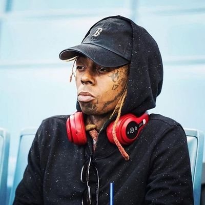 OsazuwaHope's profile picture. #Rapper,Entertainer,chemical engineer studying at the University of Benin, IG:hope-peterz