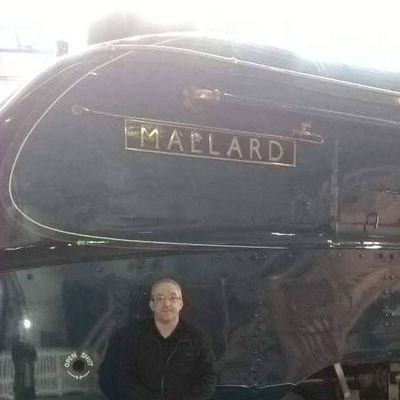 SteveKnapper's profile picture. computer programmer / mis developer ,armchair footy fan , gamer