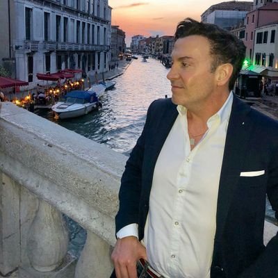 Christophebonf1's profile picture. Sports Art Design et Architecture Journalistes et professionnels de la technologie NBA Politique NBA Étrange Photographie Agences et Autorités Gouvernementales