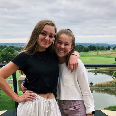 julia_watters4's profile picture. 