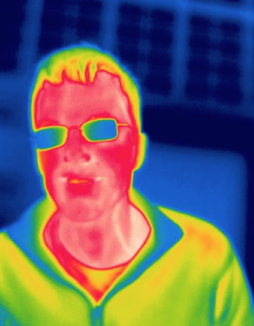 work: energy efficiency in buildings. play: climbing, meditation, camping, tea. life: vegan
