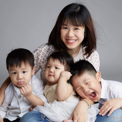 Helping moms find more joy and less stress on the parenting journey. Mom | Blogger | Entrepreneur | Author
