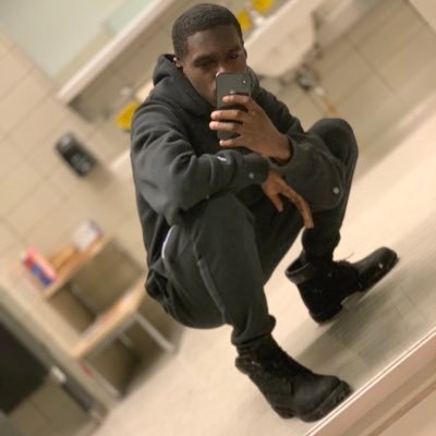 Thatss_Zza's profile picture. #TheDifferentBrand