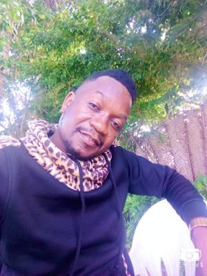 larafale9's profile picture. Positif