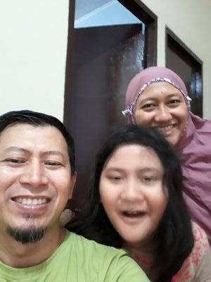 Berusaha dengan sabar dan bersyukur atas hasil yang telah diberikan