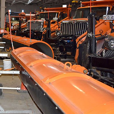 Follow us to find out when plows will be out on city streets.  This account is not monitored during plow call outs, call 651-792-7004 with questions/concerns.