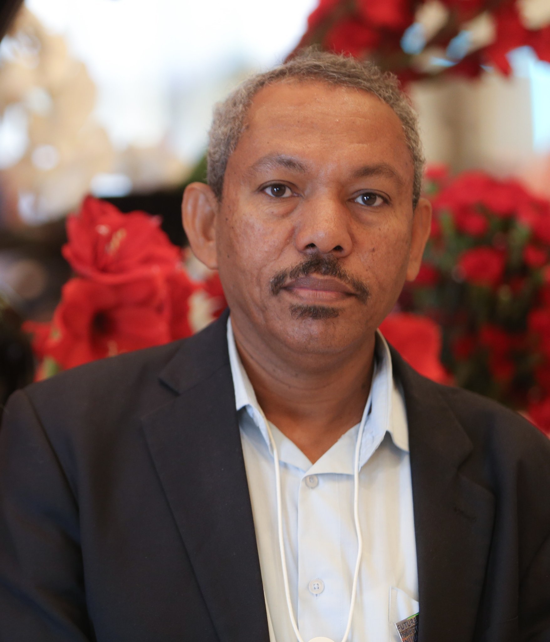 Asasi331Asasi33's profile picture. صحفي في صحيفة الشرق الاوسط
الامين العام لجمعية الصحفيين السودانيين في السعودية
كاتب روائي وسينارست