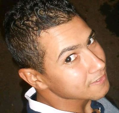 MenaSam21442309's profile picture. ‏لا تفكر في الامر كثيرا دع الامر لمن بيده الامر