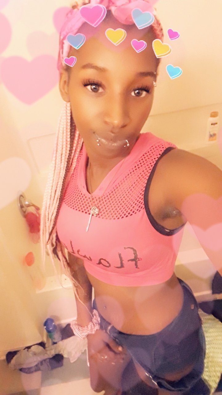 amosc: qveen504ceecee or ask about my onlyfans
