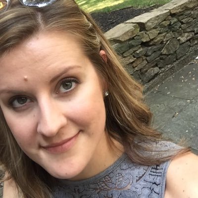 feeyuh_'s profile picture. I read books and teach kids.