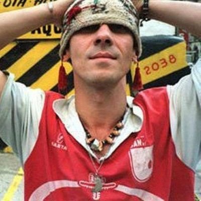 Sé un poco de infraestructura, movilidad, MTB, poker y crypto. Hablo sin saber de Política. Gosto da MPB. RT No significa estar de acuerdo.