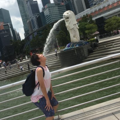 語学と海外に凄い興味があり来年オーストラリアへ留学する19歳です! 英語系海外系の発信していきます!/プログラミングは挫折しました😓/🇬🇺 🇸🇬は渡航済!!4年後に世界一周へ旅立ちます!