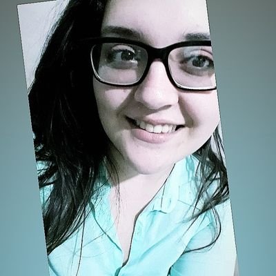 Me pasé la vida imaginándote, no es momento para ser cobarde.
