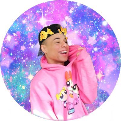 larray is everything 💕 // we stan a skinny queen @larrayxo ❣️