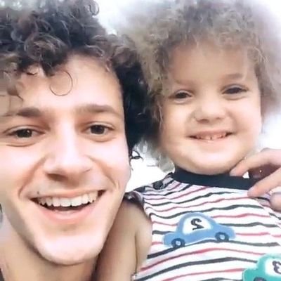 Me llamo Hikmet trabajo para ayudar a mi 👪 familia. Enamorado de Esra. #nuestrahistoria México fake.