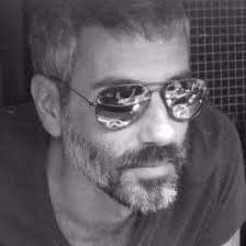 AnayaAntik's profile picture. 