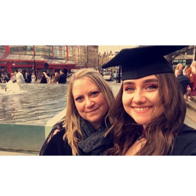 lisakeenan9's profile picture. German bred, Yorkshire scoundrel.......Coca Cola addict and proud Momma of the BierKeller Queen!

Despise the Tories!!