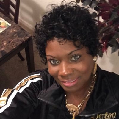 Mzit682's profile picture. 