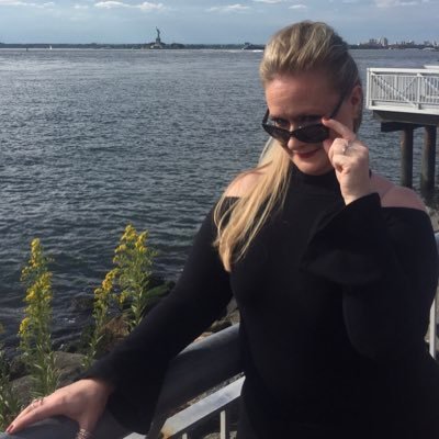 afarraranton's profile picture. 