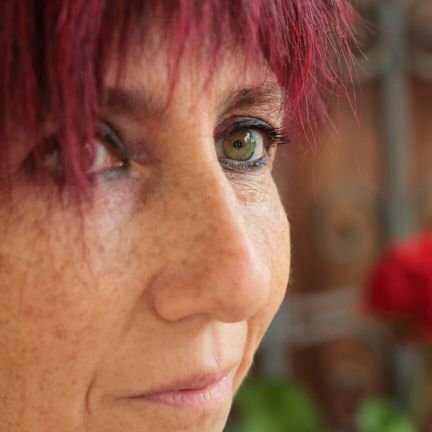Nieves Aparicio Profile