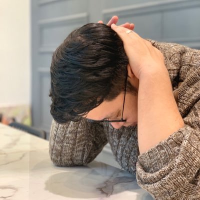 잉여 글쟁이 잡놈. 팟캐스트 '그것은 알기 싫다' 비정기 출연중. 게임 웹진 Game Generation 정기 기고중. 기타 잡다한 활동중. 원고 의뢰 대환영. 신체 무료 구독 끝. 운동이 아니면 골병든 노인이 될 것이다.