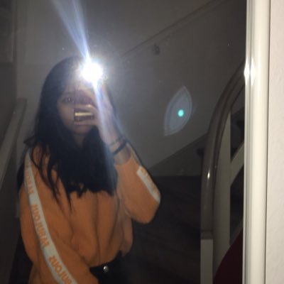 Thanwar81385187's profile picture. 💘