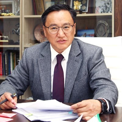 Dr. Chinburen MD, PhD Profile