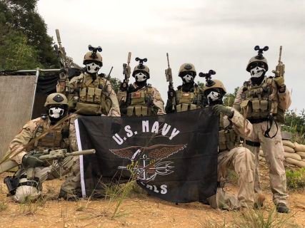 TEAM8 fukuoka sinse2005
Navy Seal'sスタイルでサバゲやってます😊
YouTube【白金ベース】
チャンネル登録宜しくお願いします🙇⤵️
チャンネル登録者1000人達成🎉目標10000人❗
宜しくお願いします❗☺️✨