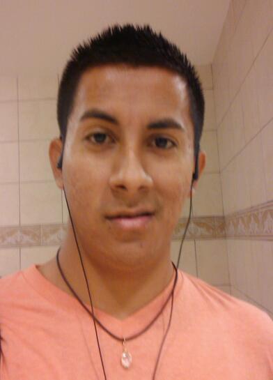 LuvrBoi's profile picture. 