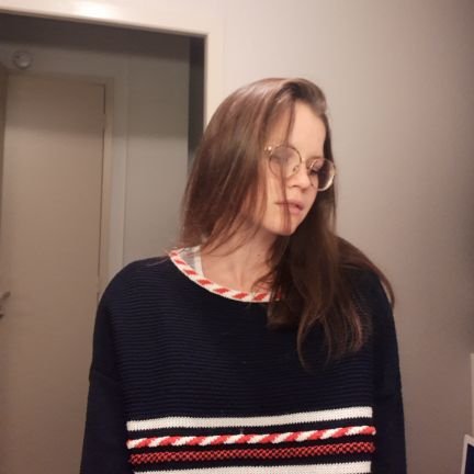 BretonniereL's profile picture. 19 yo ☘