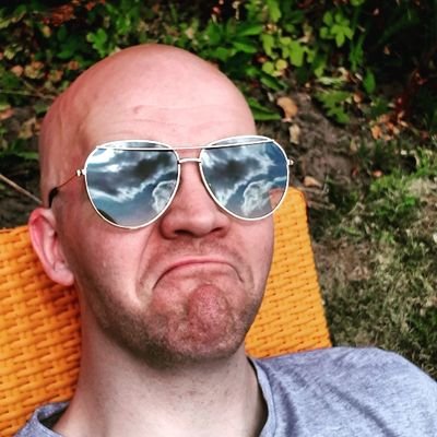 Fat_Shattered's profile picture. 🤪