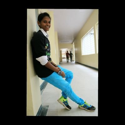 SandyK291's profile picture. Crazy fan for THALAPATHY😎 KARATIAN 💪TAMILACHI💪 Coimbatore kusumbhu😉