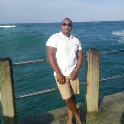 Andile_gagashe's profile picture. I'm such a humble guy who really enjoys engaging in politics, reading books is one of my daily activities