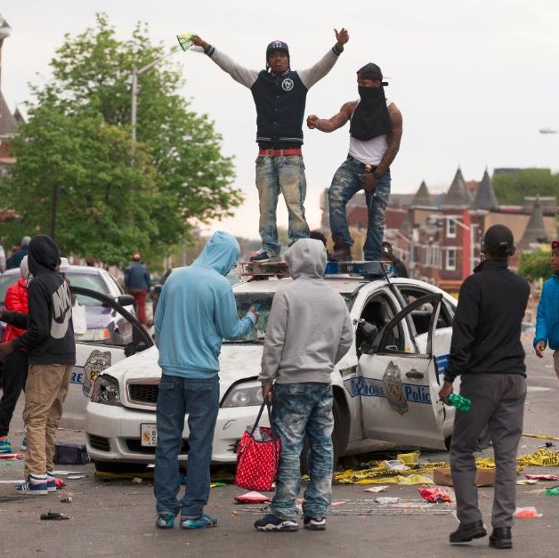 Baltimore resident weary of seeing its demise. Murder, heroin, inept leadership, insane property taxes, ignorant electorate... Charm City!