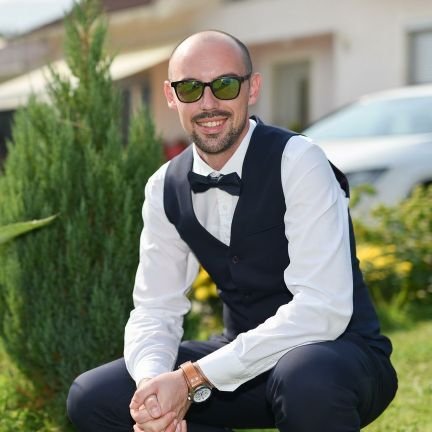 ItsIgzy's profile picture. Multipractical developer
