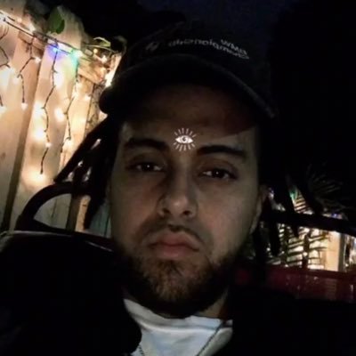Dao ⛩ 🎵 https://t.co/RVxjYw0etN🎵 🇭🇳 🇵🇷 🌴 Soul Rebel ♒️ Spiritual 🧘🏽♂️ Bodhisattva #FOE