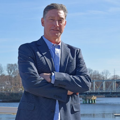 Attorney & lawyer focused on #infolaw #technology #privacy #cybersecurity #infosec #trademarks & IP; writer/editor, RichNet, rower, epee fencer & beekeeper.