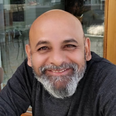 nandieux's profile picture. Ex rat-racer, hopeful home cook, reckless runner, dangerous driver, Goa resident.