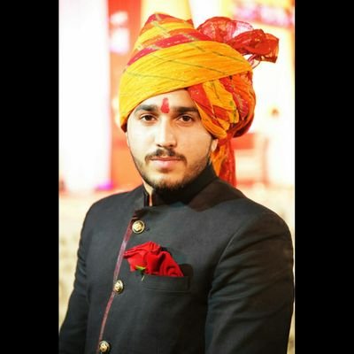 Shravansankhla's profile picture. Boxer