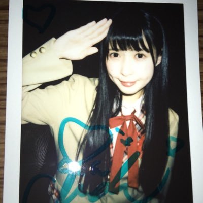 fatenorthern666's profile picture. この手が触れる君に 優しさを少しでも伝えることできたら 思いは力になり その先の未来へ 夢を越える Will I change the fate?